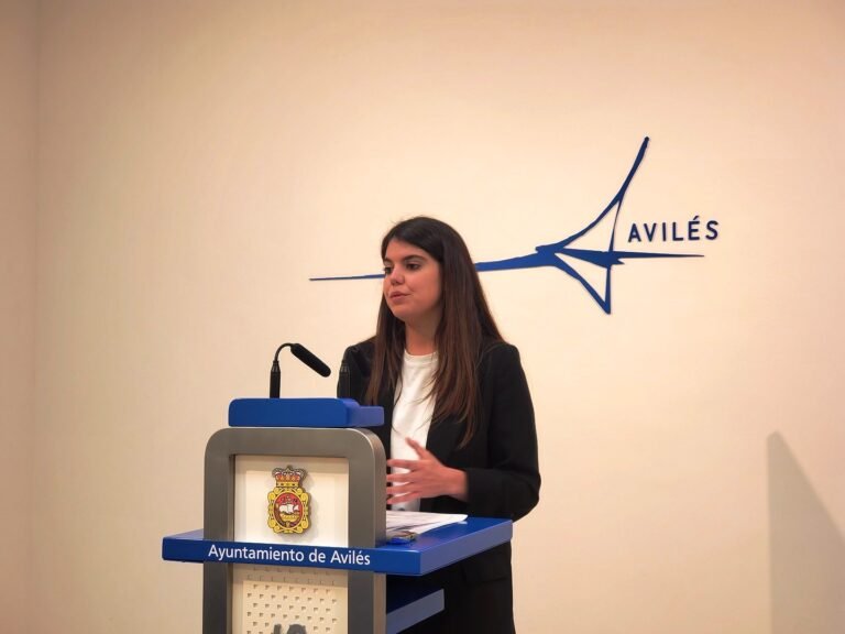 La concejala Raquel Ruiz durante la presentación