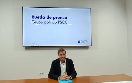 1749240609_Rueda-de-prensa-sobre-apoyo-a-comercios-con-panuelos-azules.jpeg