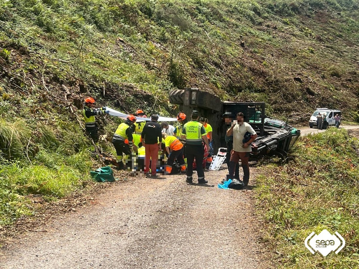 Hombre-de-45-anos-herido-grave-al-volcar-autocargador-en.jpg