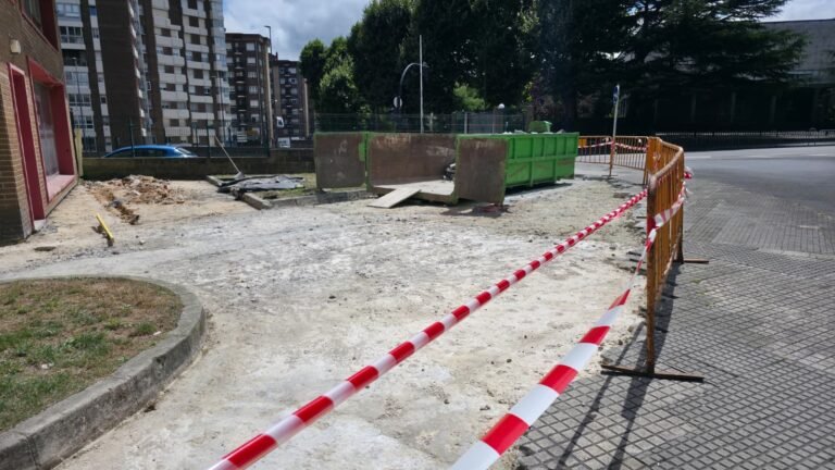 El-Ayuntamiento-realiza-mejoras-en-calzadas-y-aceras-durante-el.jpeg