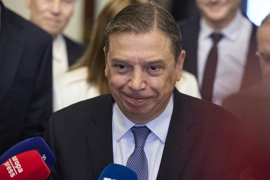 El-Gobierno-modifica-limite-de-gasto-para-impulsar-el-medio.jpg