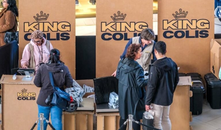Llega-a-Parque-Principado-la-venta-de-paquetes-perdidos-con.jpg