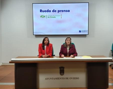 Rueda-de-prensa-del-grupo-municipal-de-VOX-sobre-el.jpeg