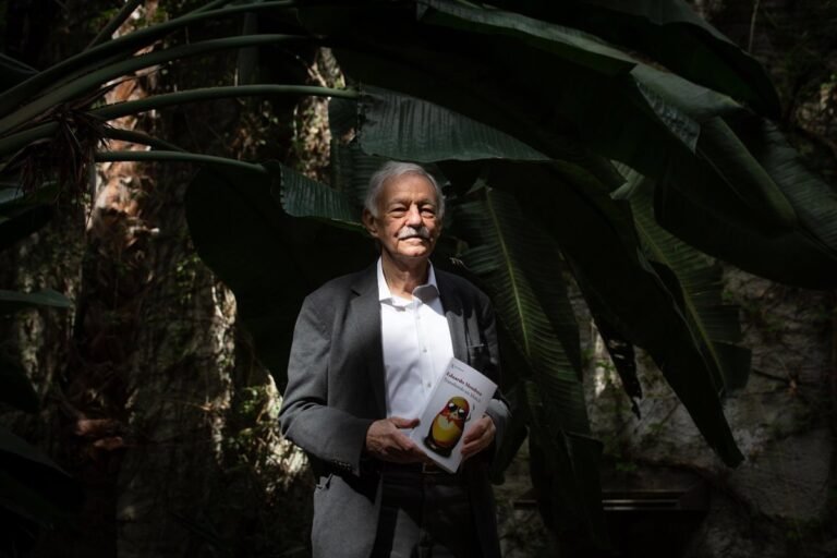 El-Club-de-Lectura-Aviles-con-Eduardo-Mendoza-Premio-Princesa.jpg