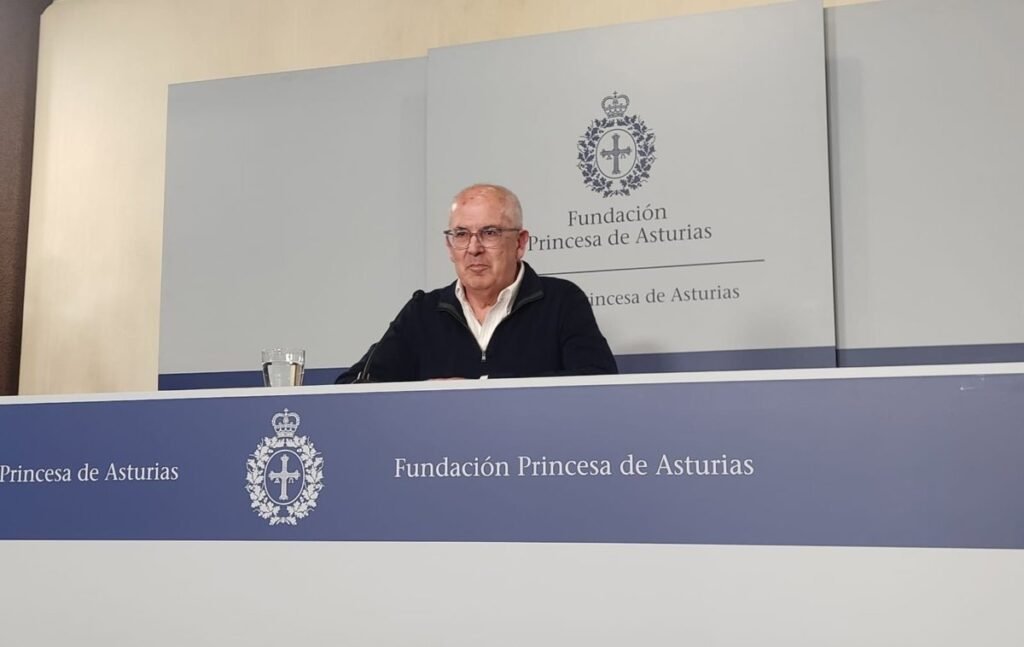 El-robo-en-el-Louvre-es-un-acto-de-delincuencia.jpg