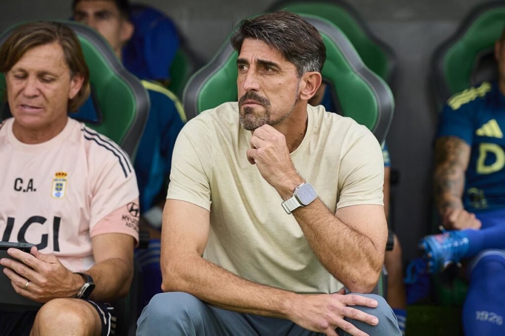 Veljko-Paunovic-destituido-en-el-Real-Oviedo.jpg