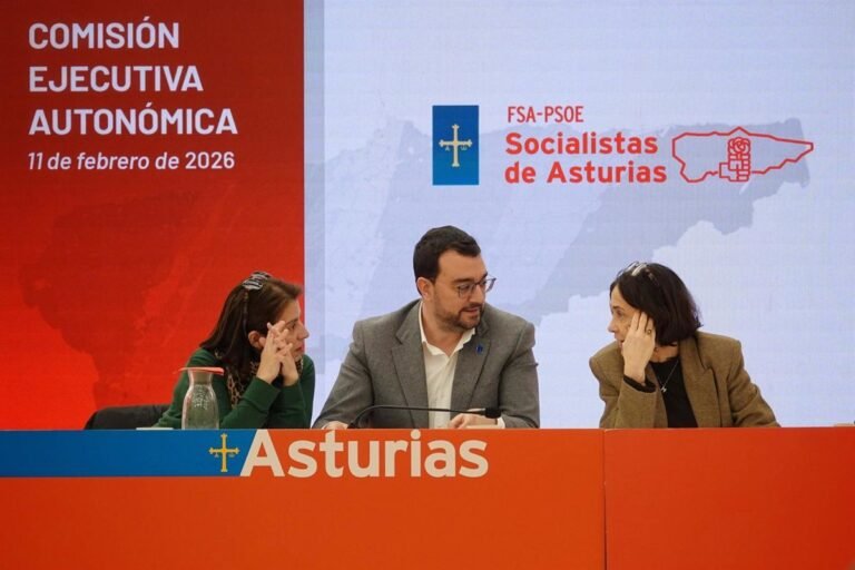 Adrian-Barbon-destaca-la-estabilidad-de-su-gobierno-y-critica.jpg