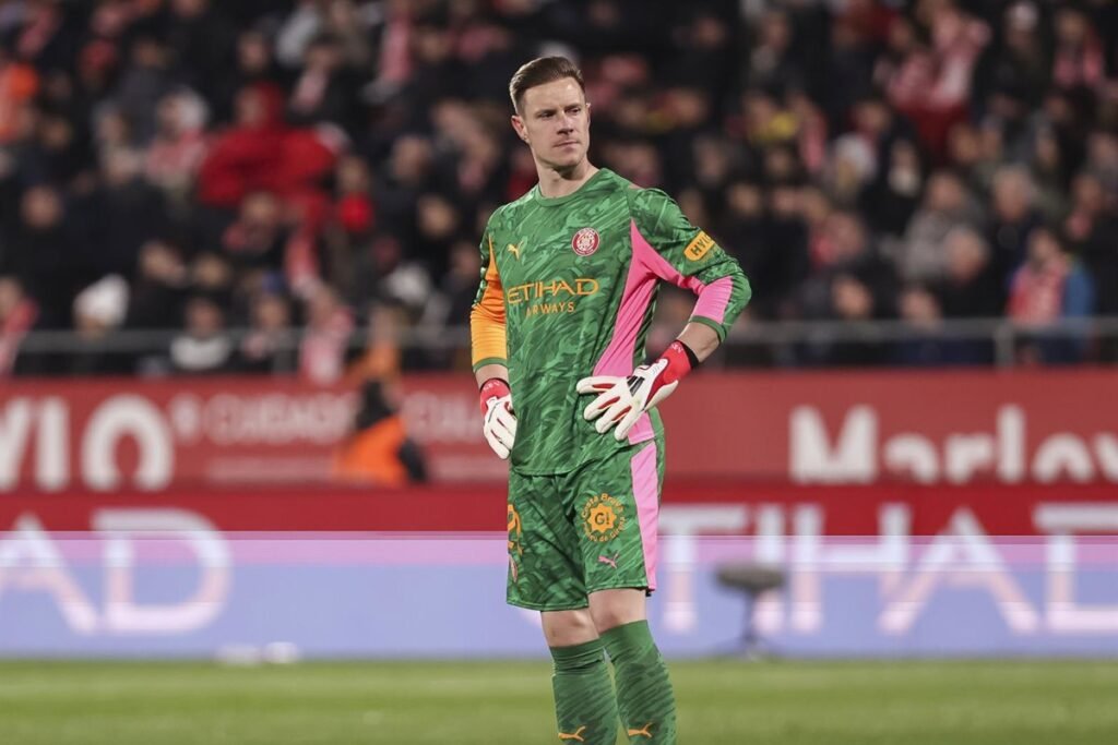 Ter-Stegen-sera-intervenido-el-viernes-por-lesion-en-el.jpg