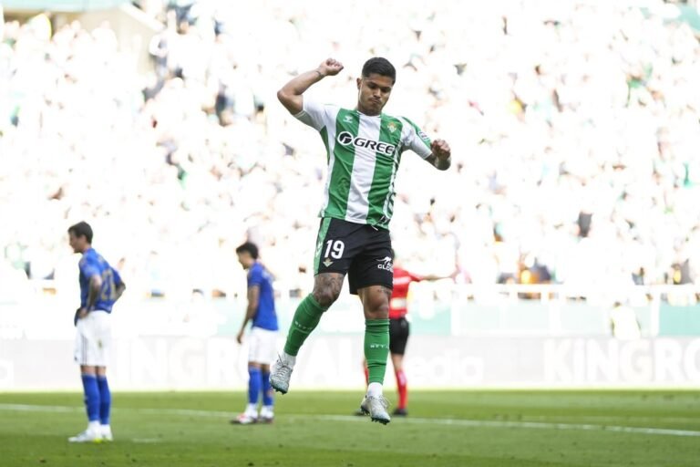 El-Betis-vence-al-Celta-y-el-Rayo-cumple-en.jpg